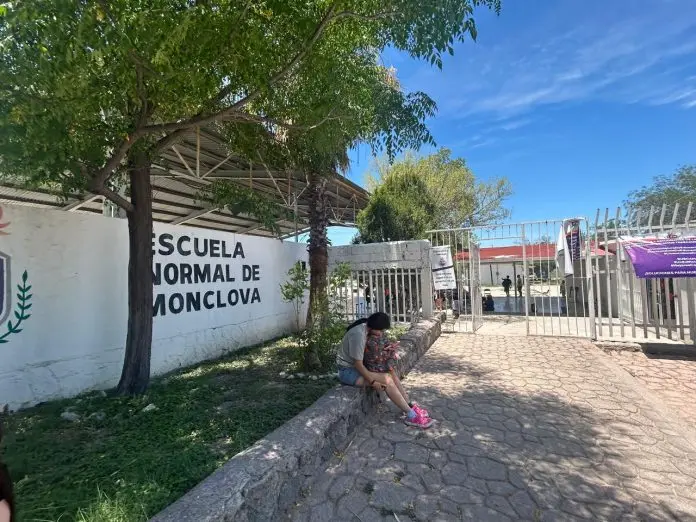 Escuela Normal de Monclova será reubicada temporalmente; proyectan nueva sede