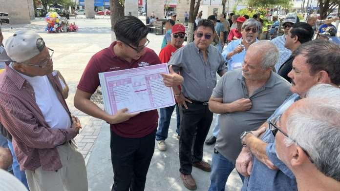 Obreros de Altos Hornos de México (AHMSA) promueven la participación ciudadana rumbo a las elecciones judiciales del próximo domingo 1 de junio en todo el país.