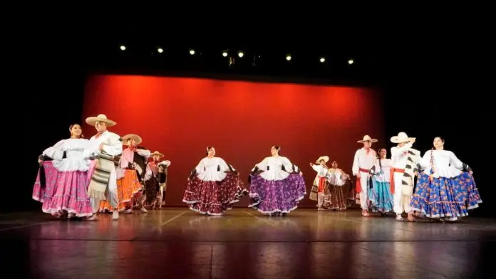 La Escuela Nacional de Danza Nellie y Gloria Campobello celebra 93 años de formación artística