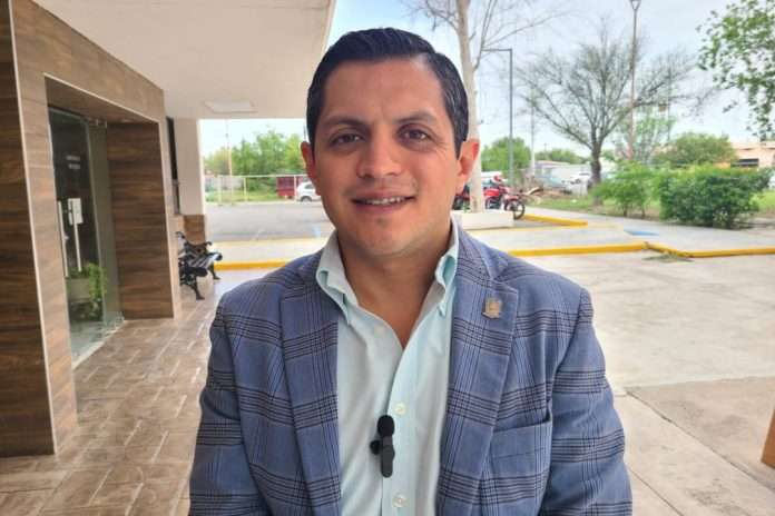 Tadeo Vargas, Director de la FACyD de la UA de C