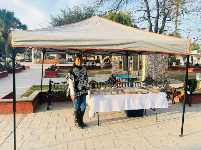 éxito en ventas de pasteles por el Día de las Madres en Múzquiz
