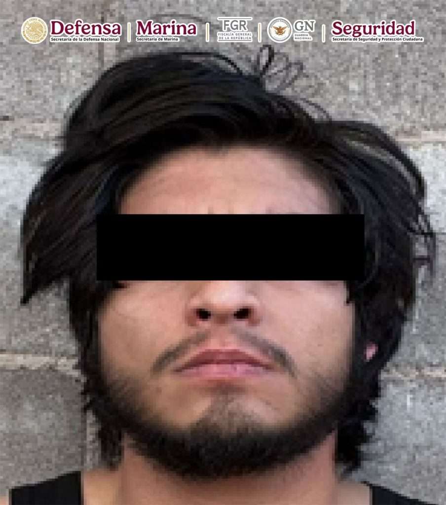 Autoridades federales detienen en Sinaloa a 11 integrantes de una célula delictiva y aseguran armamento