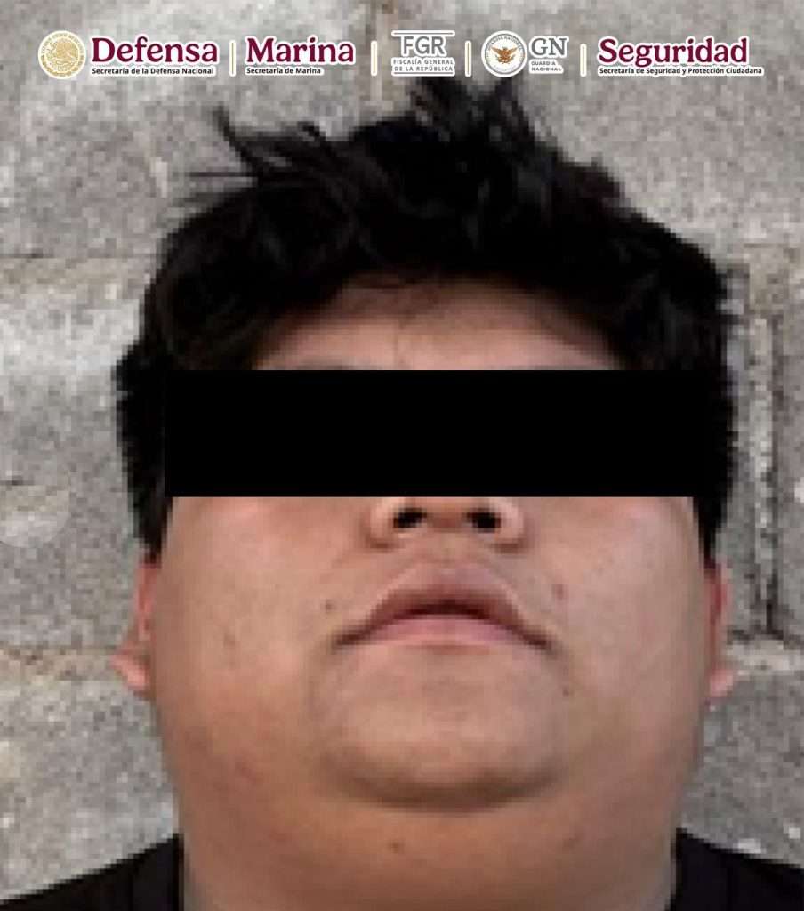 Autoridades federales detienen en Sinaloa a 11 integrantes de una célula delictiva y aseguran armamento