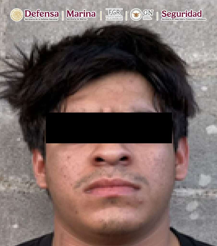 Autoridades federales detienen en Sinaloa a 11 integrantes de una célula delictiva y aseguran armamento