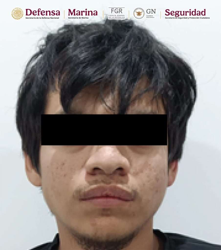 Autoridades federales detienen en Sinaloa a 11 integrantes de una célula delictiva y aseguran armamento