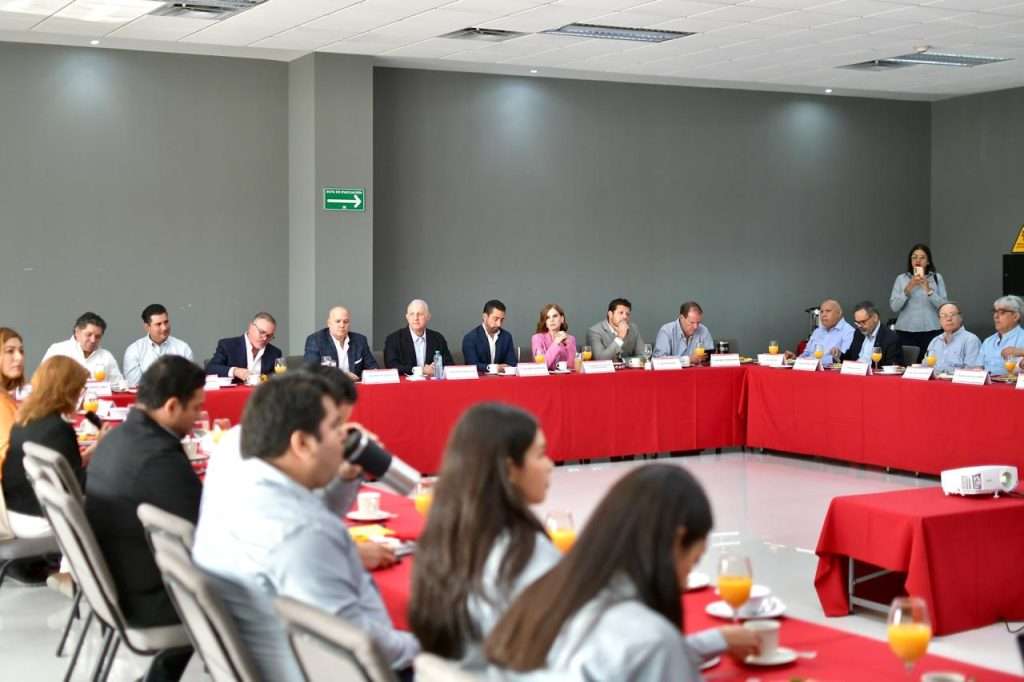 Román Cepeda celebra el 10° aniversario del IMPLAN