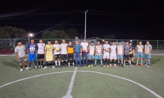 El Gobierno Municipal de Múzquiz respalda el deporte en la Villa de Las Esperanzas