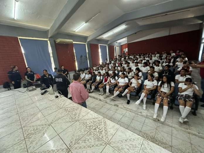 El Gobierno de Múzquiz promueve la sana convivencia, el respeto y la prevención de riesgos en escuelas con dinámicas y pláticas educativas