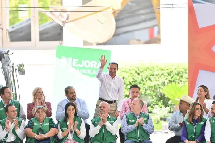 Presente el alcalde de Acuña en el arranque de obras