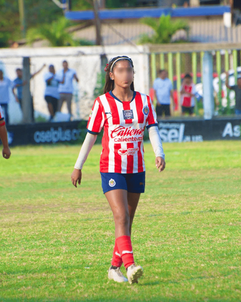 "Tómame fotos bonitas": Pidió Atziri antes de morir durante un partido de fútbol