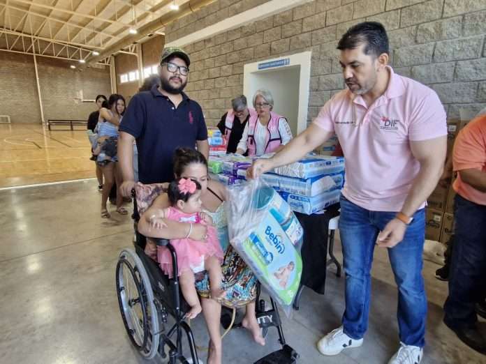 Brinda el DIF Acuña apoyo a madres solteras