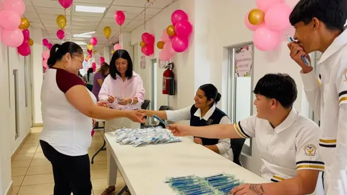 Realizan con éxito jornada de salud ‘’con amor para mamá’’