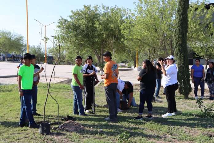Participan alumnos del TEC Acuña en actividades de integración