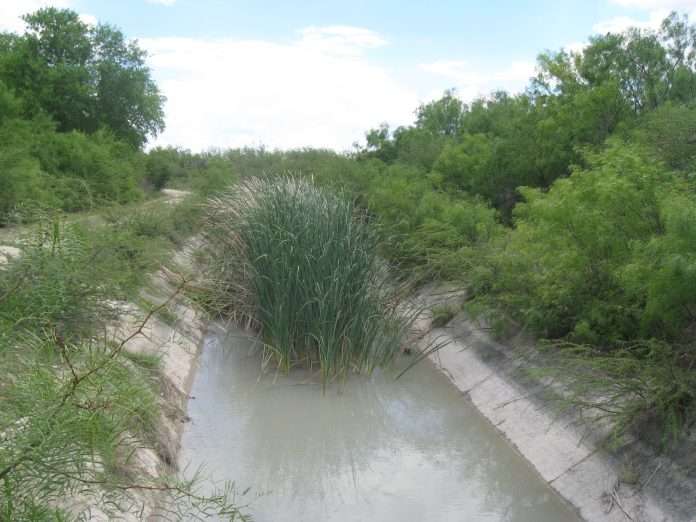 Evalúan el uso del agua en el distrito de riego en la región