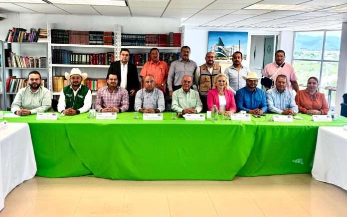 Autoridades de salud y alcaldes de la Región Carbonífera se reunieron en Múzquiz