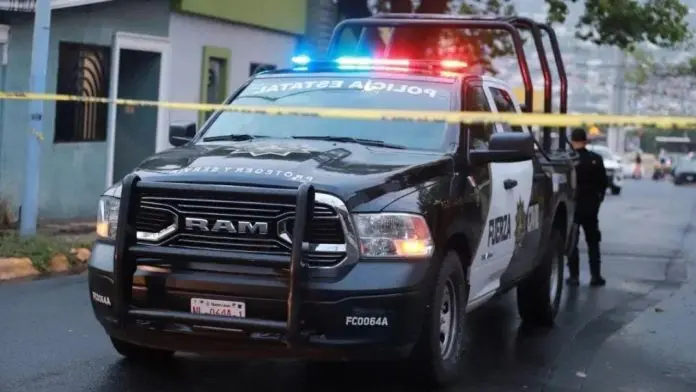 Detienen a dos jóvenes tras ataque con arma de fuego dentro de una vivienda