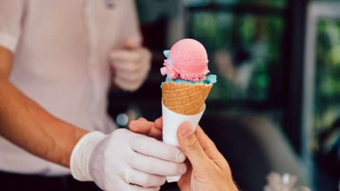 Adultos mayores son atacados a balazos mientras trabajaban en venta de helados