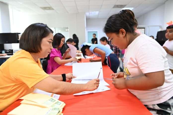 Anuncia Desarrollo Social último día de entrega de becas