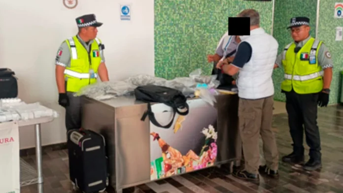 Detienen a hombre con más de 4 kilos de presunta marihuana en aeropuerto de Sinaloa