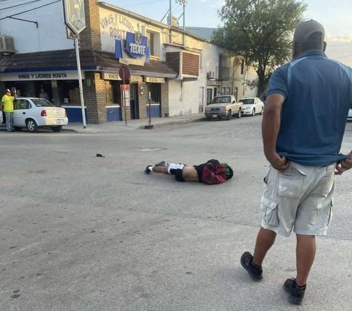 El lesionado fue derribado en el choque