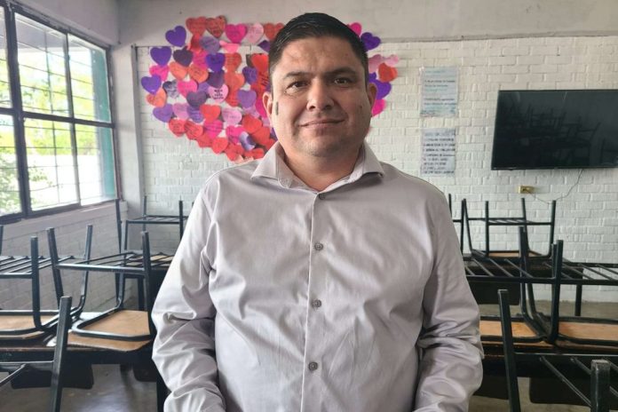 Francisco Rosales, Director de la Secundaria Abel Herrera