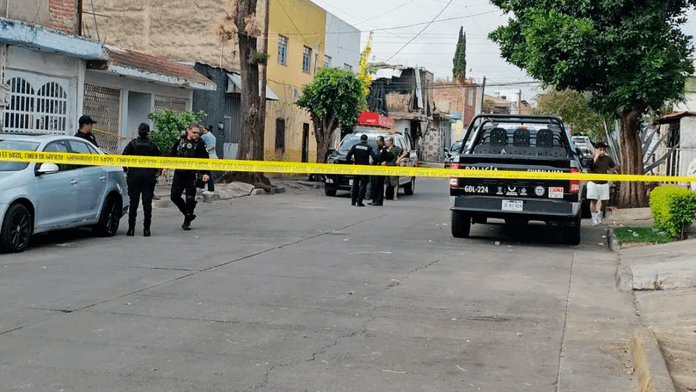 Joven de 25 años es encontrado sin vida por sus familiares en su vivienda