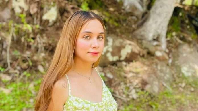Jovencita muere tras ataque armado en carretera; su padre y una amiga resultaron heridos