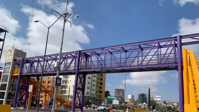 Muere mujer tras caer de un puente; sufrió un ataque epiléptico