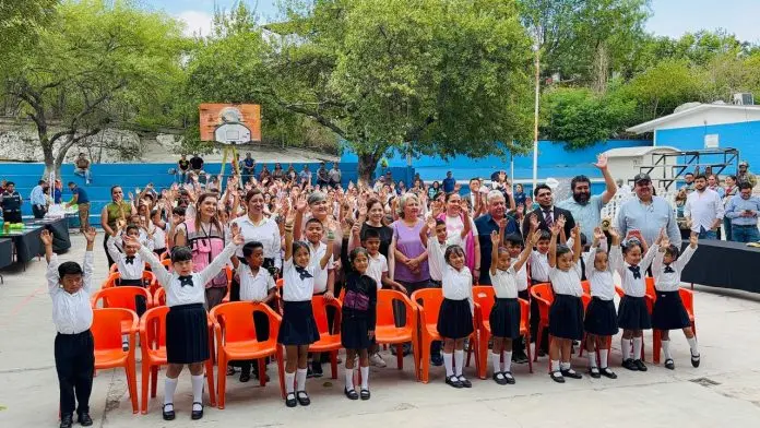 Llega brigada ‘’por amor a tu escuela’’ en la primaria Club de Leones