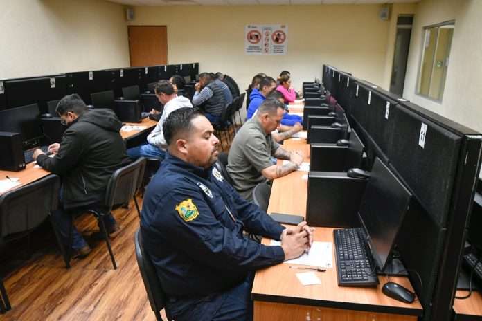Reconocen al Centro de Evaluación y Control de Confianza de Coahuila como uno de los mejores del país