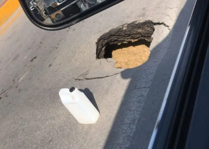 Aumenta la crisis en el SIMAS: se genera un socavón en avenida Román Cepeda, paralizando el tráfico de la ciudad
