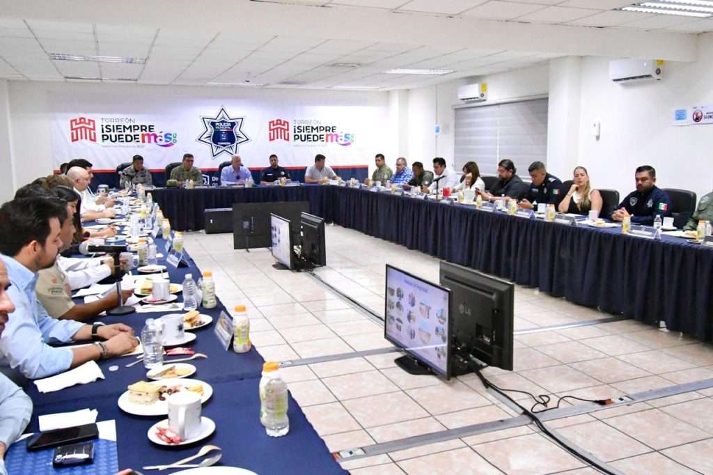 Román Cepeda reafirma su compromiso por la seguridad de Torreón