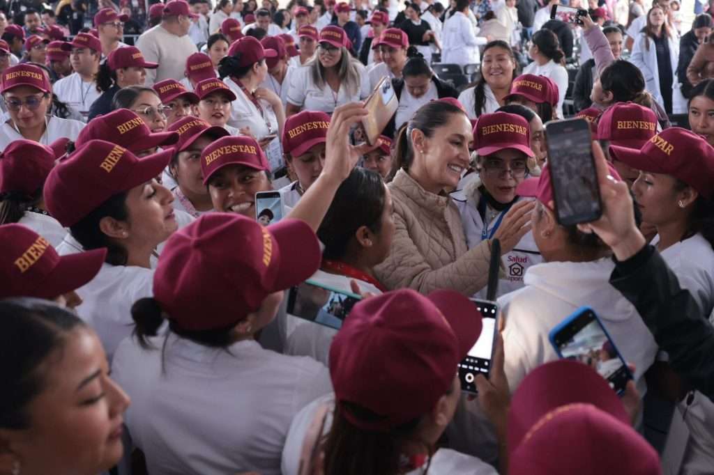 Salud Casa por Casa surge para dar a personas adultas mayores y con discapacidad acceso a la salud: Claudia Sheinbaum