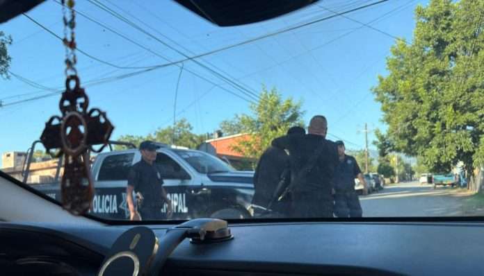 Detienen a dos sujetos en Múzquiz por robo de cable de fibra óptica en el barrio La Ford
