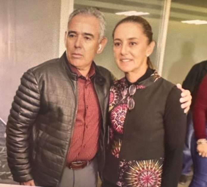 Ricardo Cárdenas presume buena relación con el gobierno federal, que le asigna los contratos sin licitación.