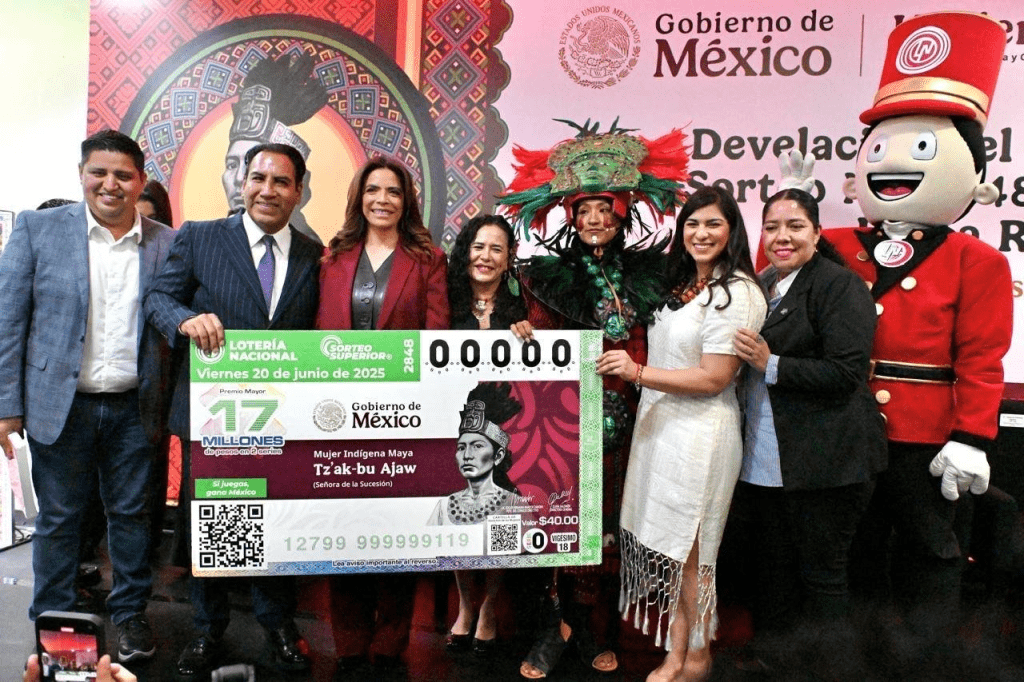 Lotería Nacional rinde homenaje a la Reina Roja con sorteo en Palenque, Chiapas