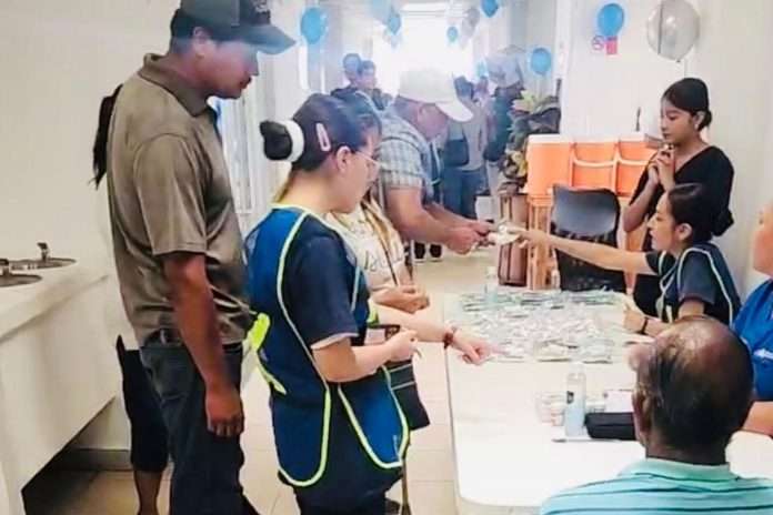 Buena respuesta a jornada azul en Acuña