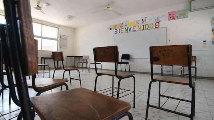 Adolescente apuñala a menor de 9 años al interior de su escuela