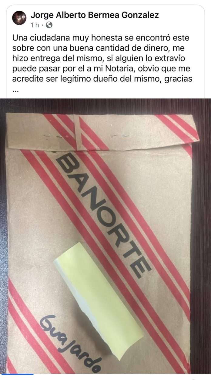 El sobre con una cantidad de dinero desconocida fue entregada a un notario público