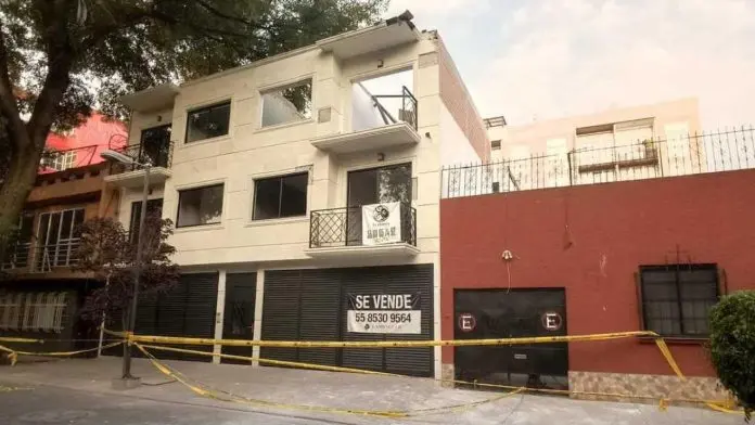Encuentran muertas a dos mujeres en su departamento; estaban en estado de descomposición