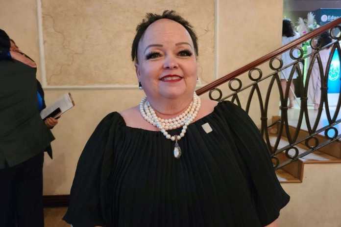 Esperanza Chapa, Rectora de la UTNC