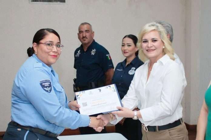 Reconocen en Múzquiz a elementos capacitados en justicia cívica
