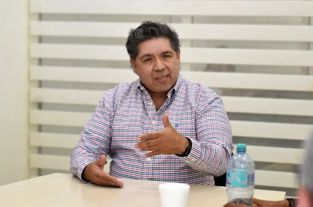 Supervisan cumplimiento de normas ambientales y de seguridad en nuevas construcciones
