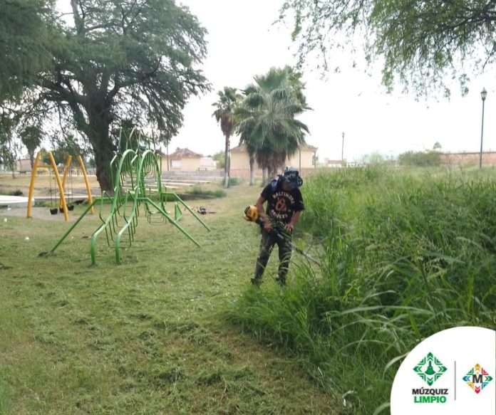 Impulsa Laura Jiménez la Limpieza de Espacios Públicos y Deportivos en Múzquiz