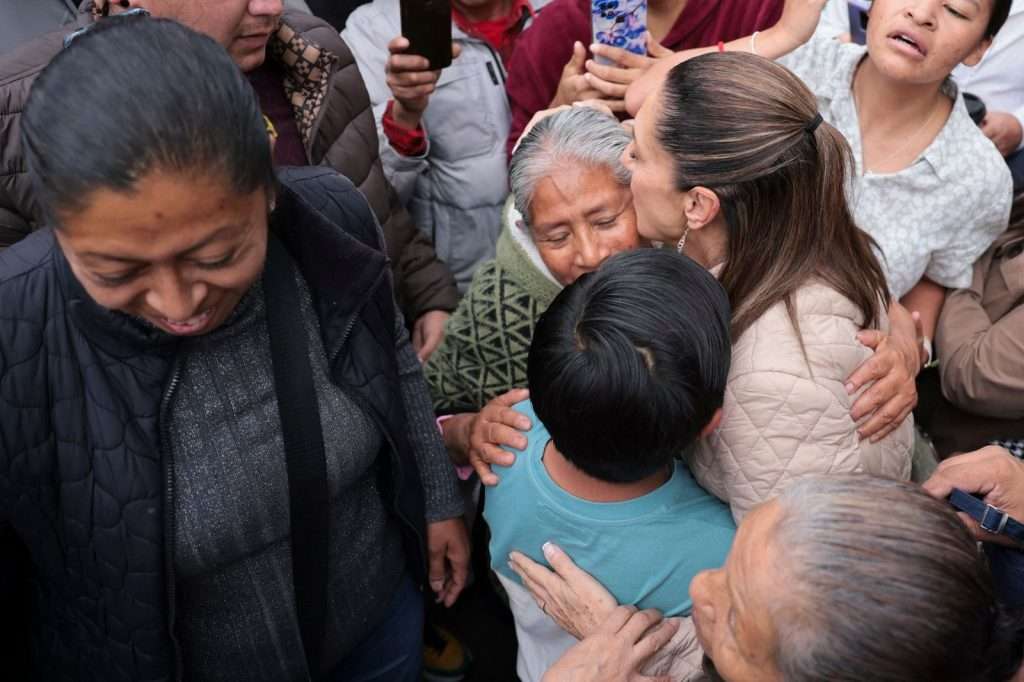 Claudia Sheinbaum y Jefa de Gobierno Clara Brugada presentan línea 4 de cableblús Tlalpan-Coyoacán, la más larga del mundo
