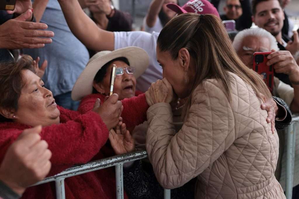 Claudia Sheinbaum y Jefa de Gobierno Clara Brugada presentan línea 4 de cableblús Tlalpan-Coyoacán, la más larga del mundo