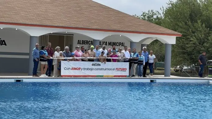 Arrancan funciones de la alberca municipal en Acuña