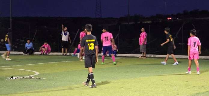 Realizan con éxito torneo futbol a través de centros comunitarios