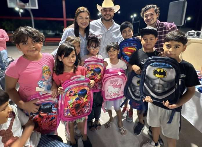 Entrega Liquín más mochilas en Progreso