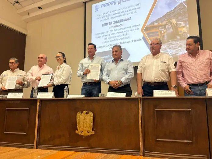 Firman convenio PROAMINCC; Para impulsar la minería responsable en la Región